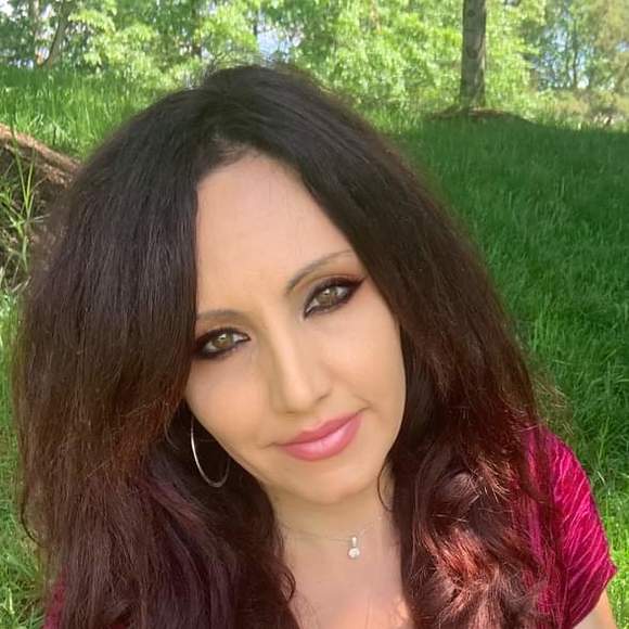 Meet your Posher, Randa - Picture 1 of 1